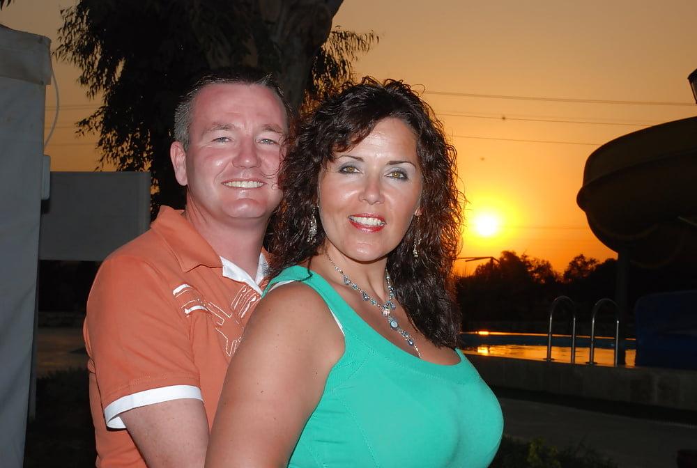 25P UK wife R