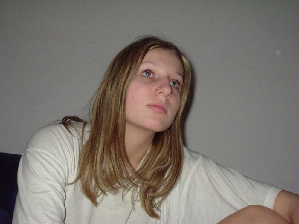 25P amateur wife 110