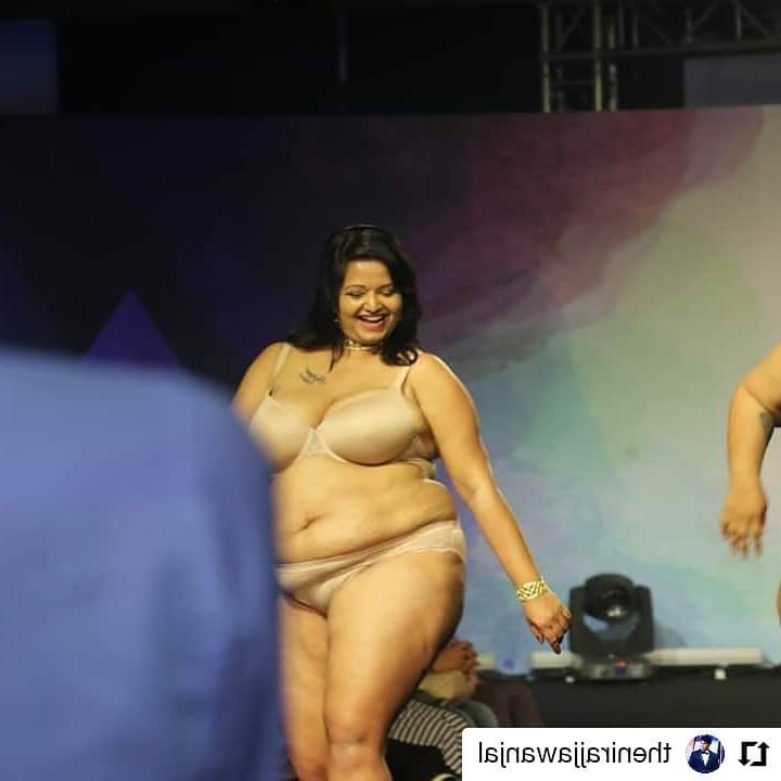 11P Naasha - Night New Moon Indian Plus BBW
