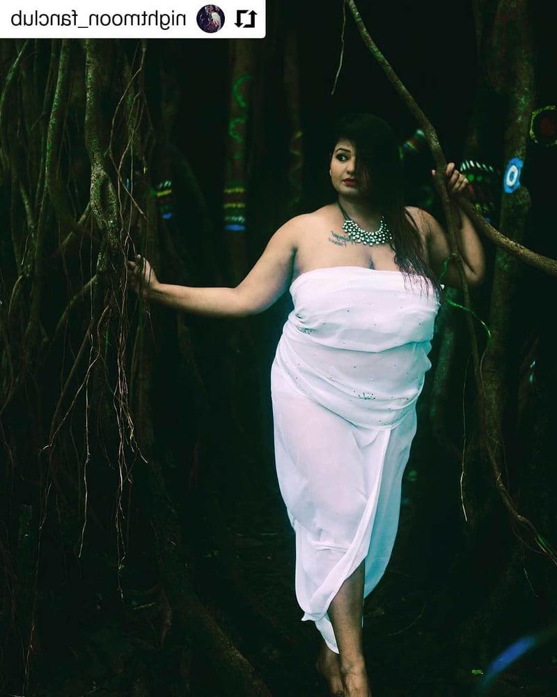 11P Naasha - Night New Moon Indian Plus BBW