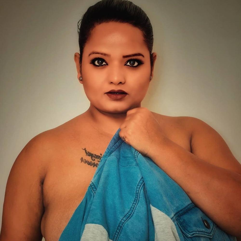11P Naasha - Night New Moon Indian Plus BBW