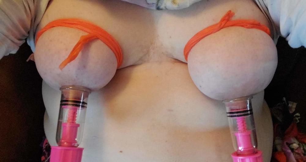 15P Girlfriend tit bondage