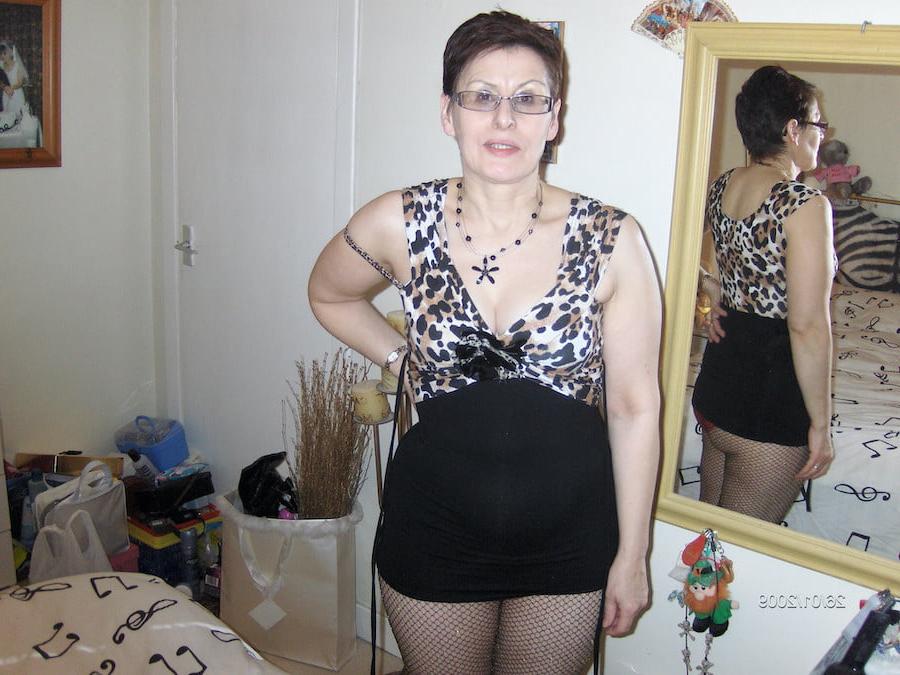 25P 5. Web slut mature Scottish wife