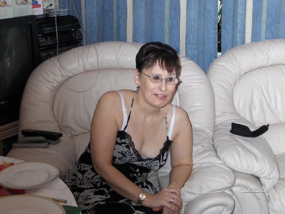 25P 5. Web slut mature Scottish wife