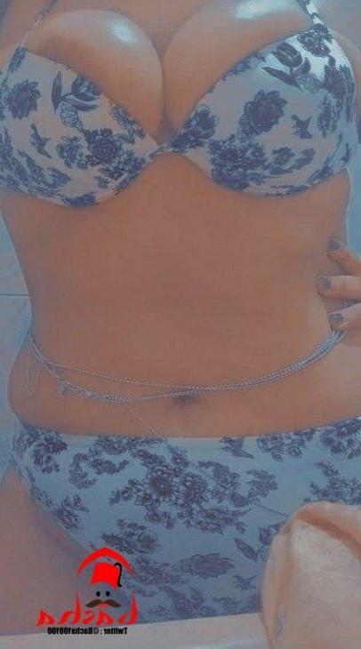 25P Egyptian milf