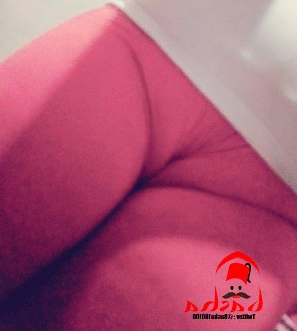 25P Egyptian milf