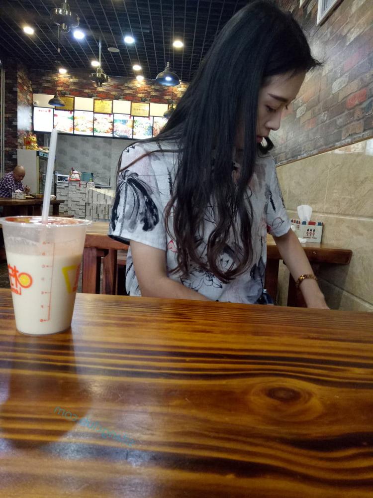 25P Exposed Chinese Wife Part 1