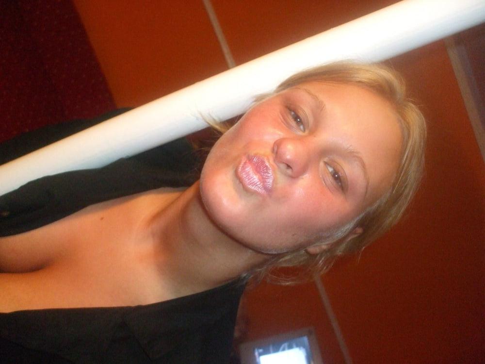 16P Hungarian, my colleauges girlfriends