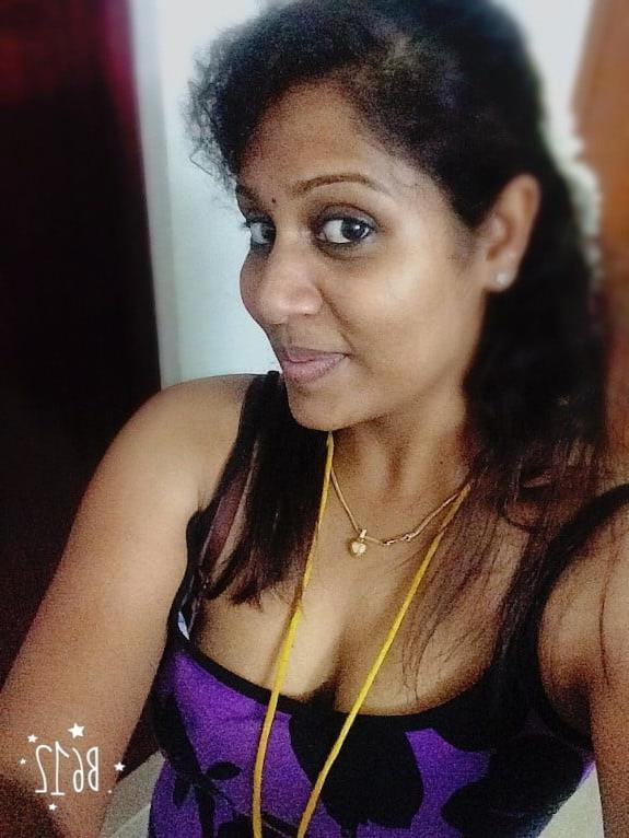 10P Trichy hot girl dharsini private images with husband leaked