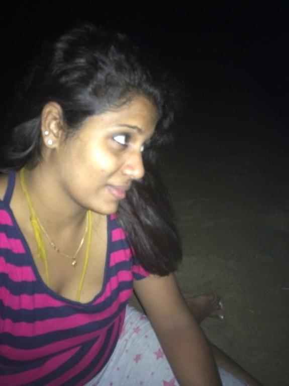 10P Trichy hot girl dharsini private images with husband leaked