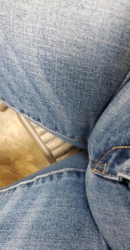 14P Frau zeigt ihre fette Muschi