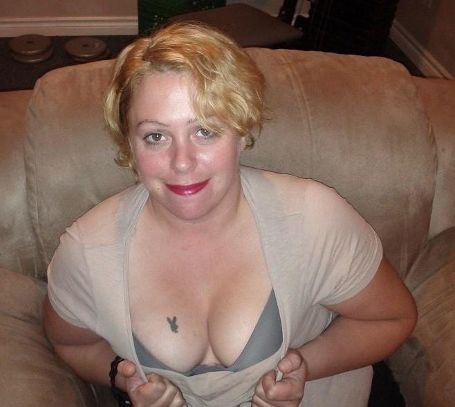 25P Big fucking slut tits BBW chubby wife gf exposed