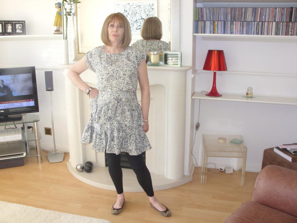 25P 5.English mature wife exposed