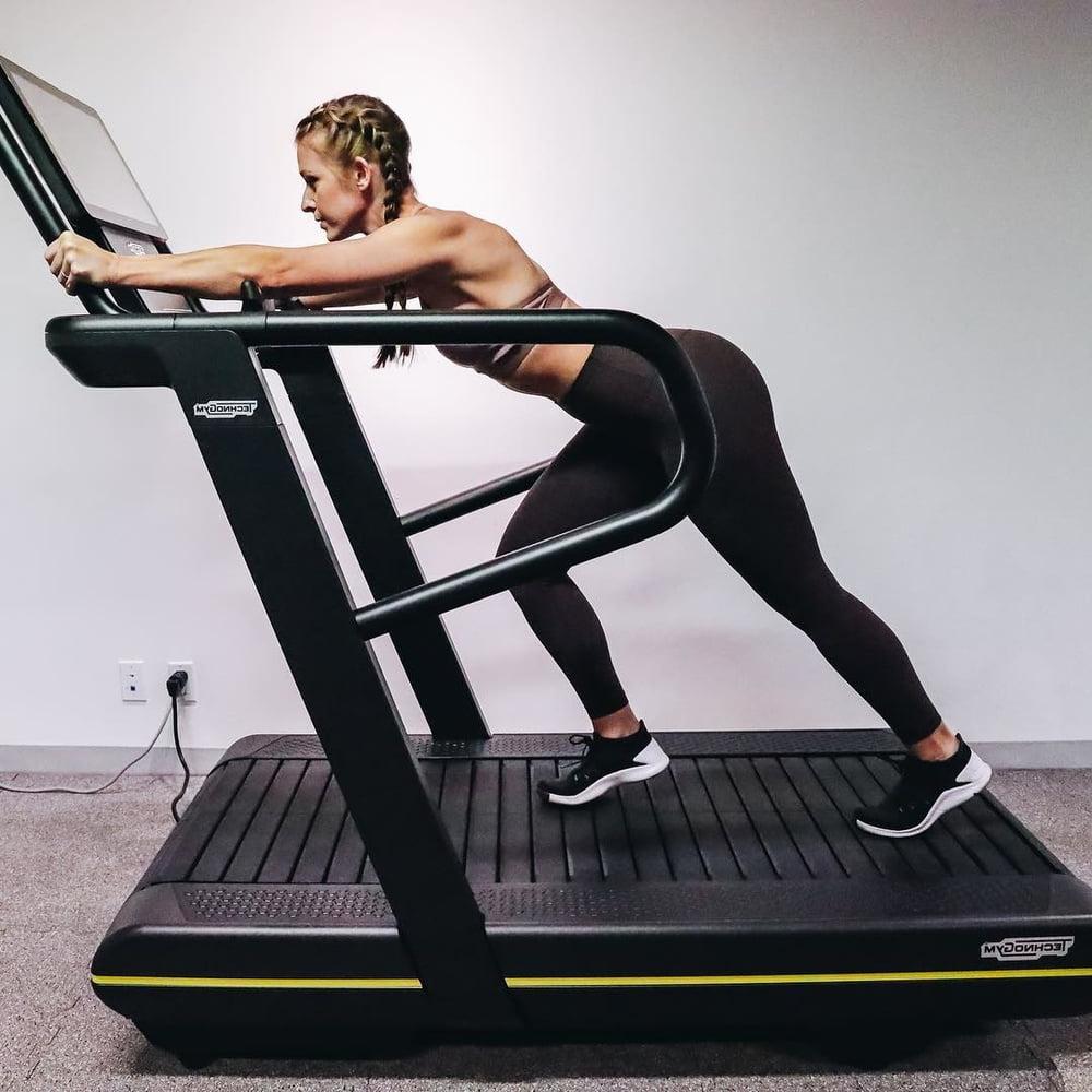 25P Fitness Bitch wit a big ass Rebecca