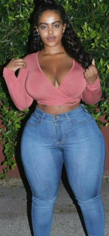 21P Petite Vs Thick