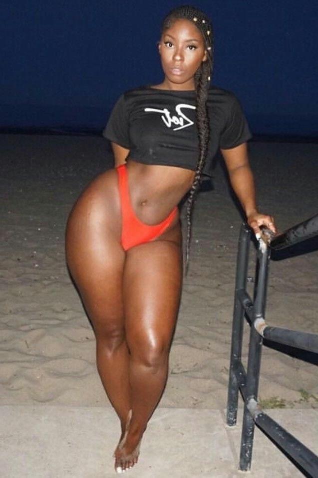 21P Petite Vs Thick