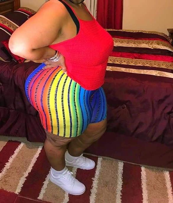 19P Atl bbw rainbow ass!