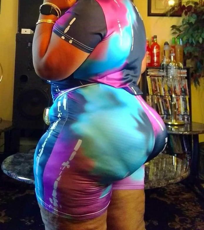 19P Atl bbw rainbow ass!