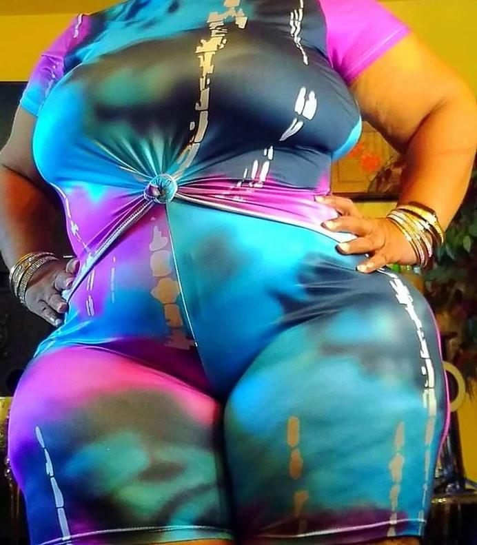 19P Atl bbw rainbow ass!