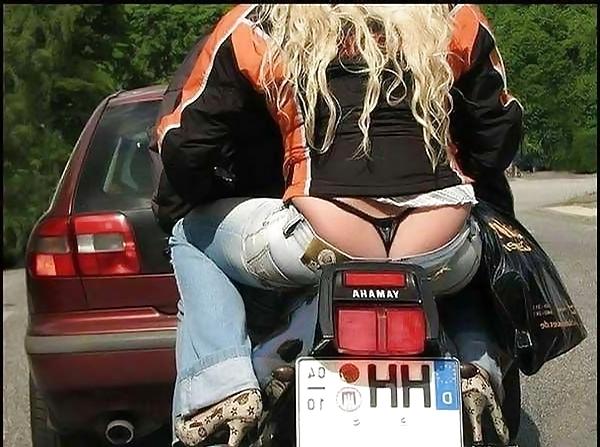 25P Biker babes