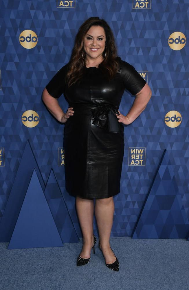 18P American Housewife: Katy Mixon