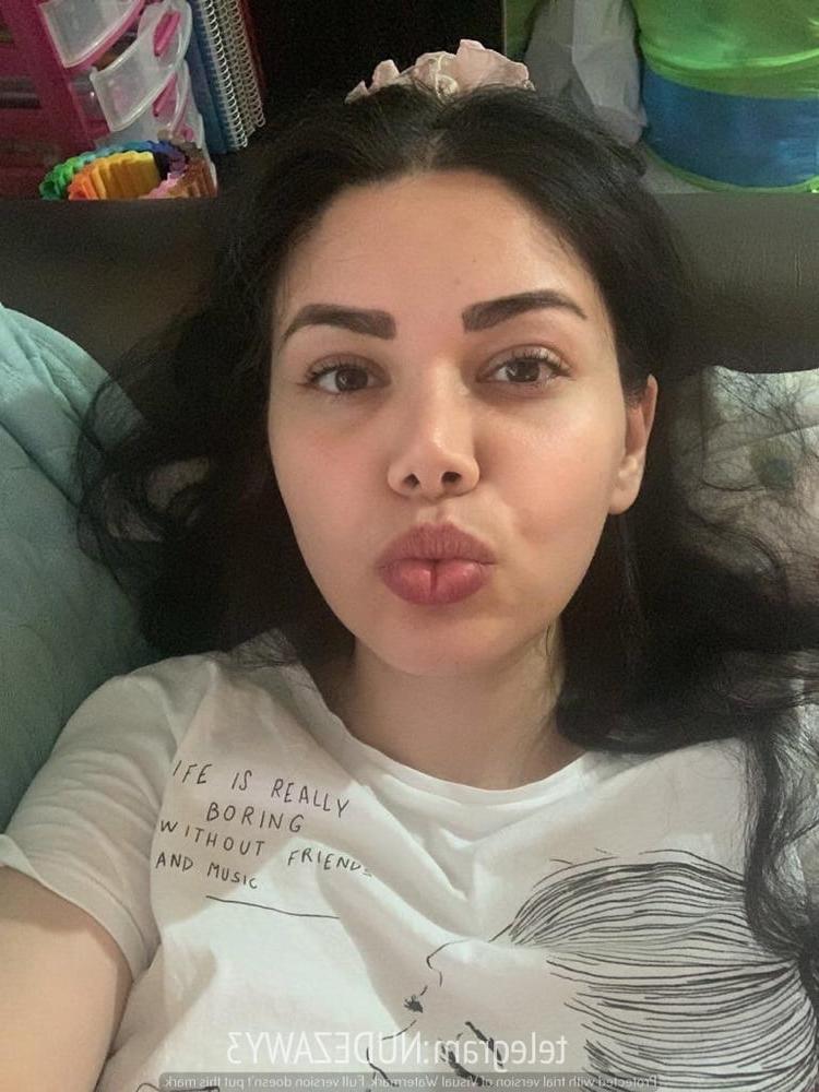 9P hot egyptian arab pretty slut pink nipples