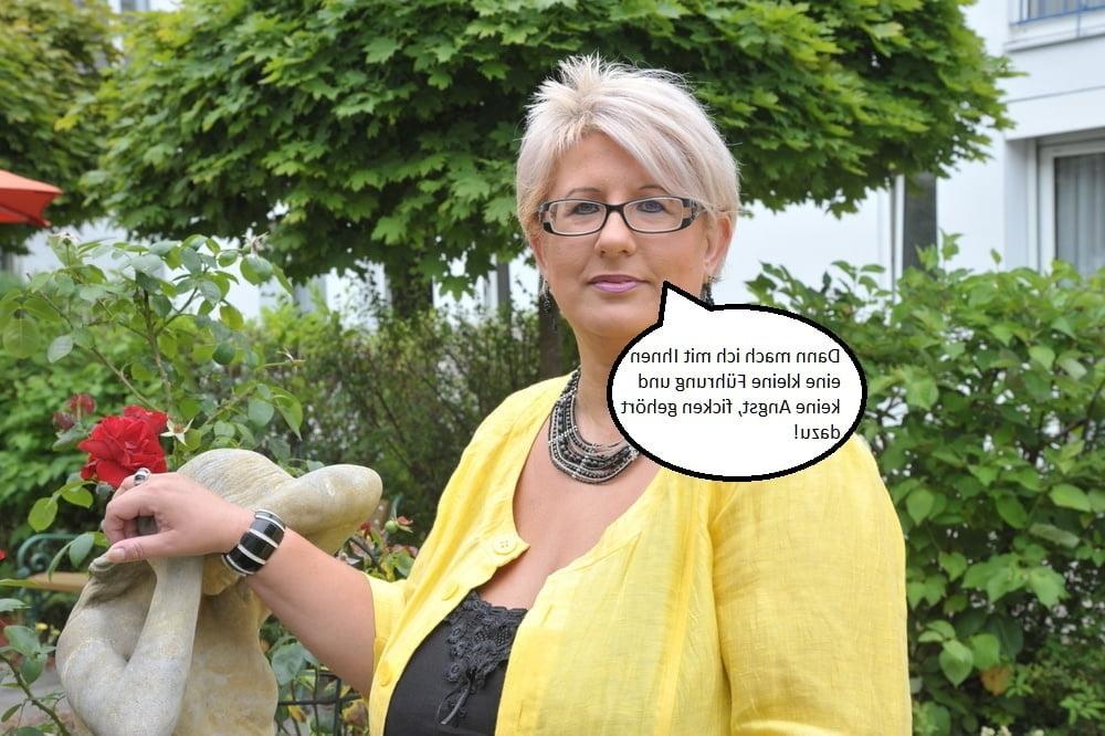 24P Random German Captions 90