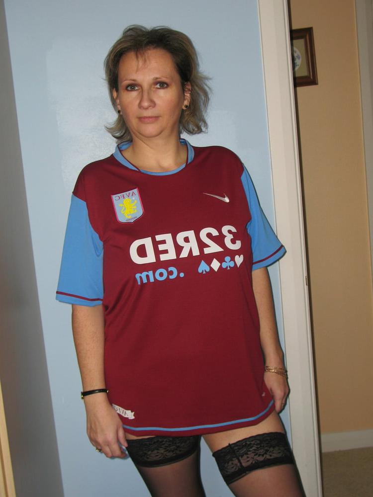 14P UK wife with no idea 33