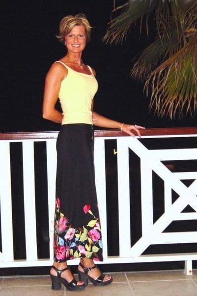 25P My favorite MILFs: Adrienne - slim wife small tits