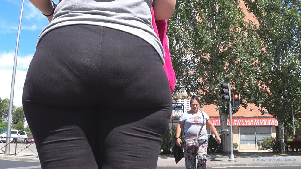 16P CANDID BIG ASS IN BLACK TRANSPARENT YOGA PANTS
