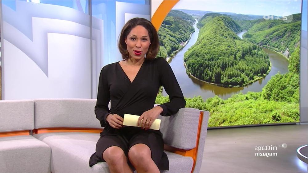25P German TV Milf Jana Pareigis