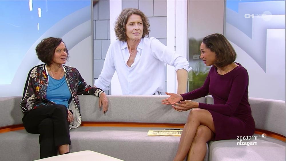 25P German TV Milf Jana Pareigis