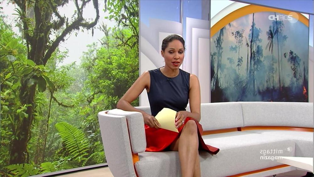 25P German TV Milf Jana Pareigis