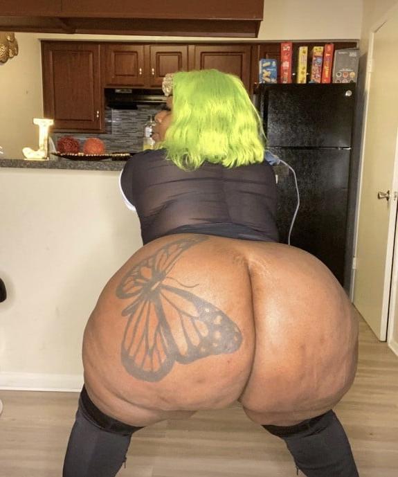 25P BBW Phat Ass 2