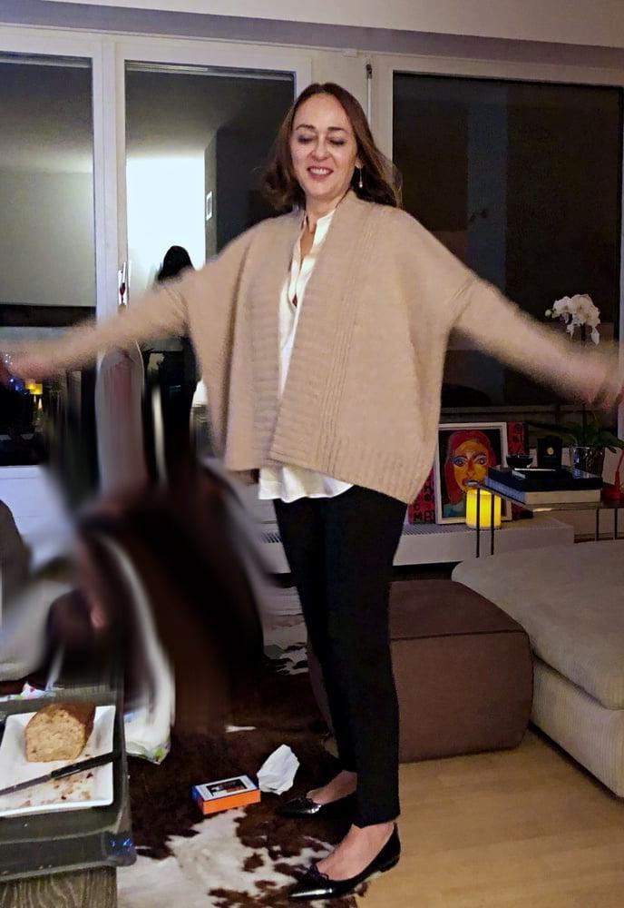 11P Arabe Sexy MILF Slut Wife of cucklod husband 'nikolimarti'
