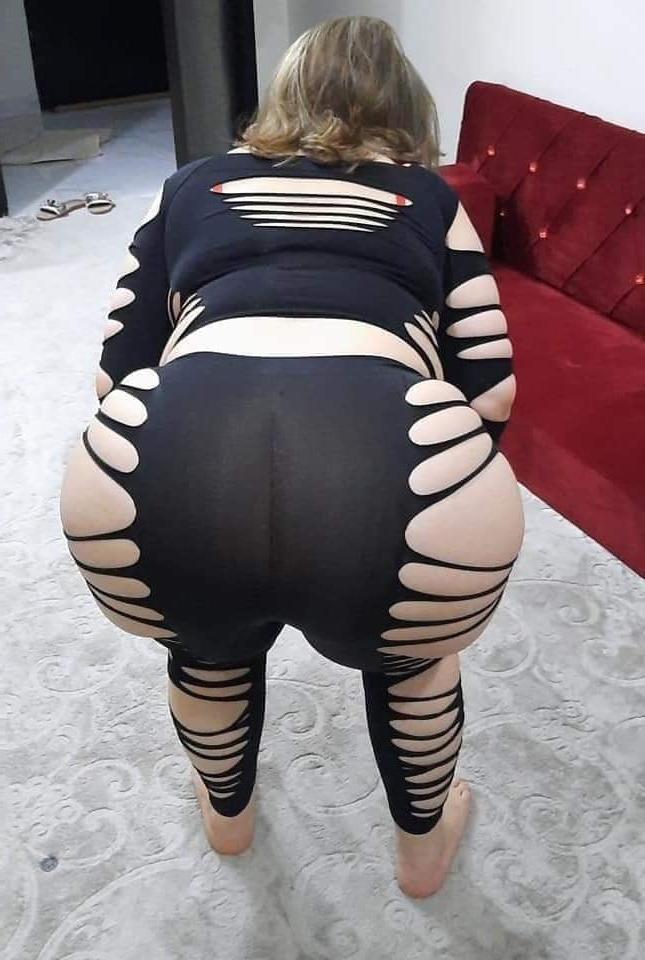 25P ARAB AMATEUR MUSLIM BEURETTE HIJAB BNAT BIG ASS VOL.59