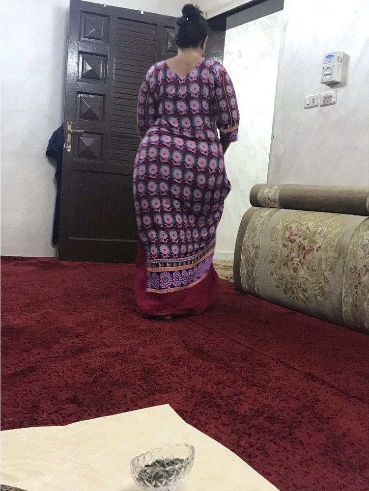 25P ARAB AMATEUR MUSLIM BEURETTE HIJAB BNAT BIG ASS VOL.59