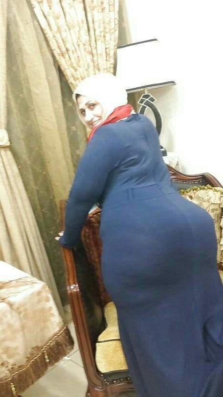 25P ARAB AMATEUR MUSLIM BEURETTE HIJAB BNAT BIG ASS VOL.59