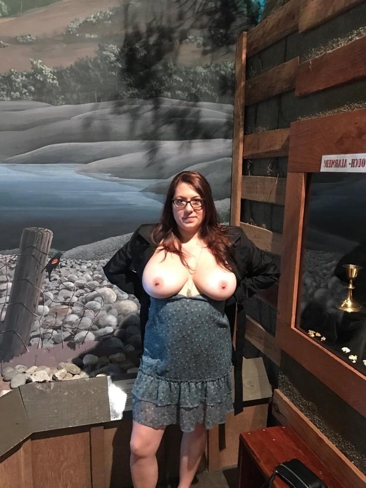 25P Slut wife Amy Scarlette