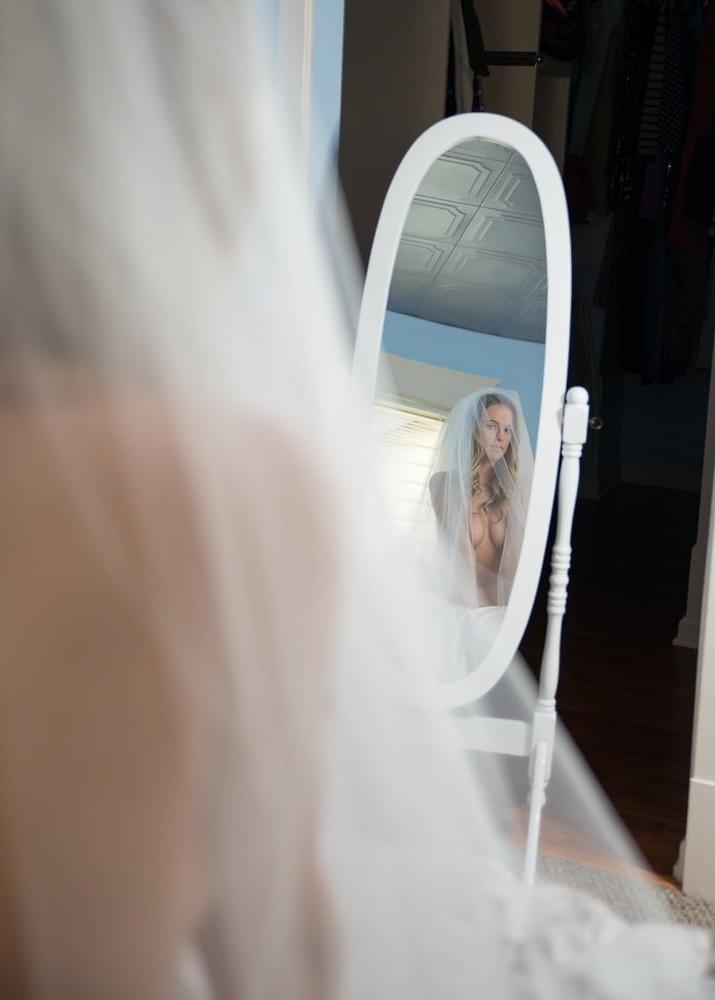 25P My favorite MILFs: blonde slim wife small tits