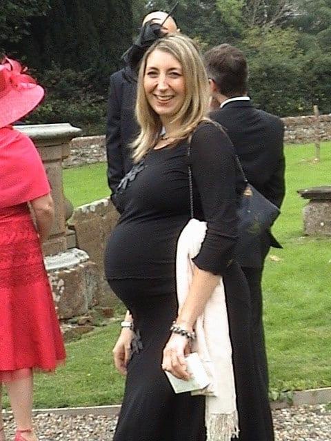 23P UK Wife M