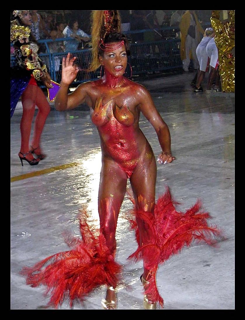25P CARNIVAL BABES WITH GORGEOUS BODIES - londonlad
