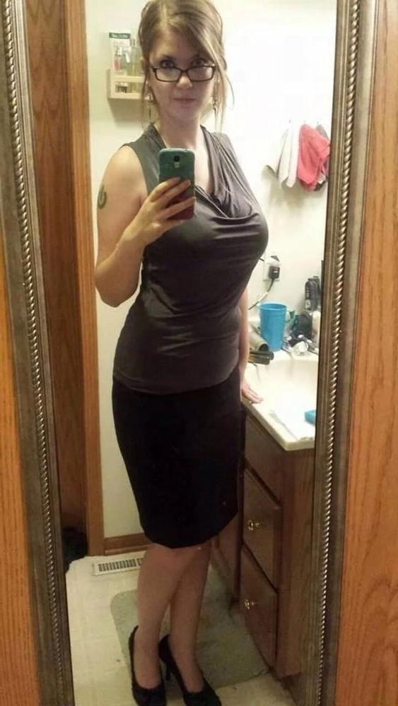 25P Lisa huge tits cumwhore wife exposed