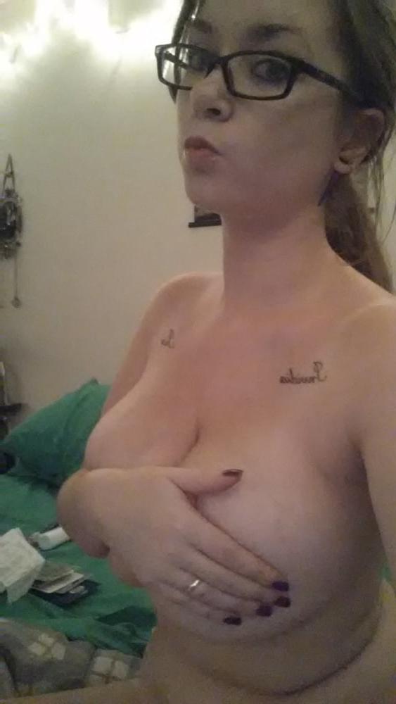 25P Lisa huge tits cumwhore wife exposed