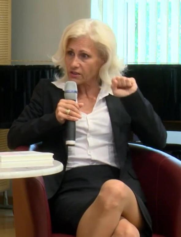 25P German Mature Martina Leibovici Muehlberger