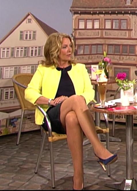 25P German TV Milf Bettina Tietjen