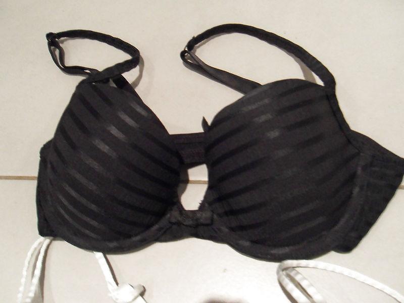 25P Teen bras only used A Cups