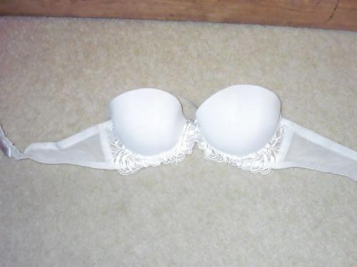 25P Teen bras only used A Cups
