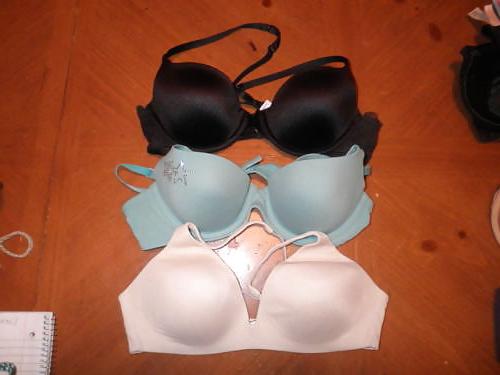 25P Teen bras only used A Cups