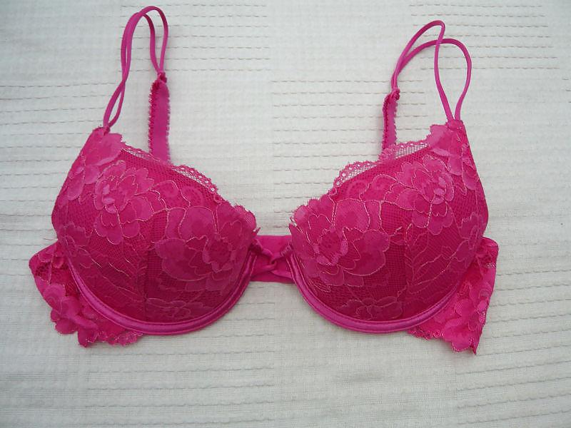 25P Teen bras only used A Cups